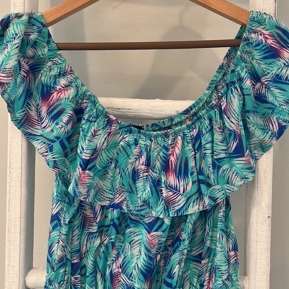 Atmosphere tropical palm off the shoulder ruffle romper size 6 - Picture 4 of 8